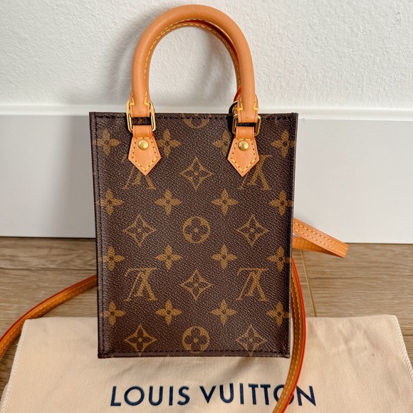 Authentic Louis Vuitton Petit Sac Plat bag - Picture 3 of 14